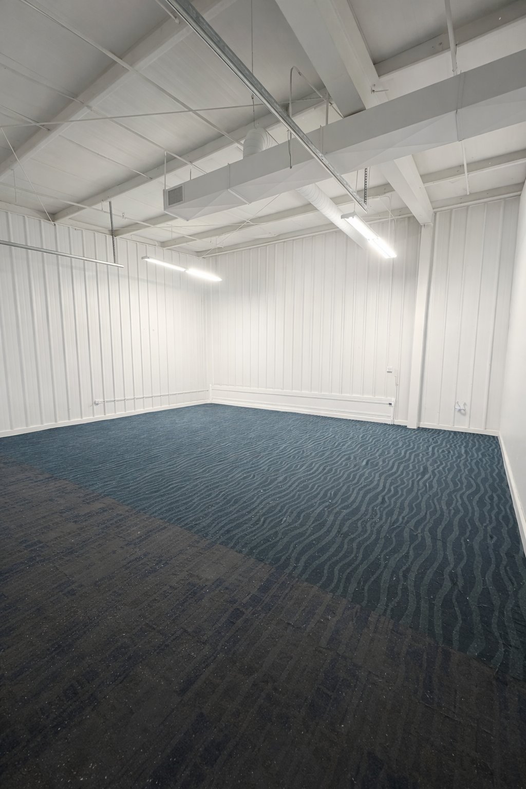 Suite 200 — Compact Heated/AC Flex Space
